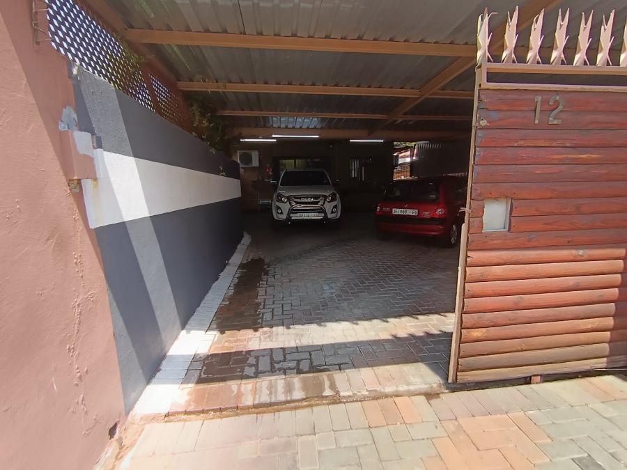 9 Bedroom Property for Sale in Universitas Free State